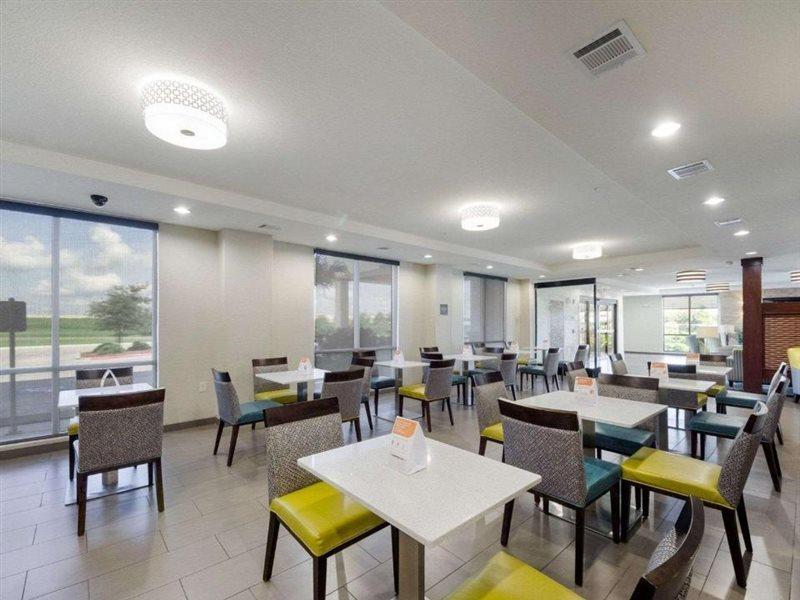 Comfort Inn & Suites Victoria North Zewnętrze zdjęcie