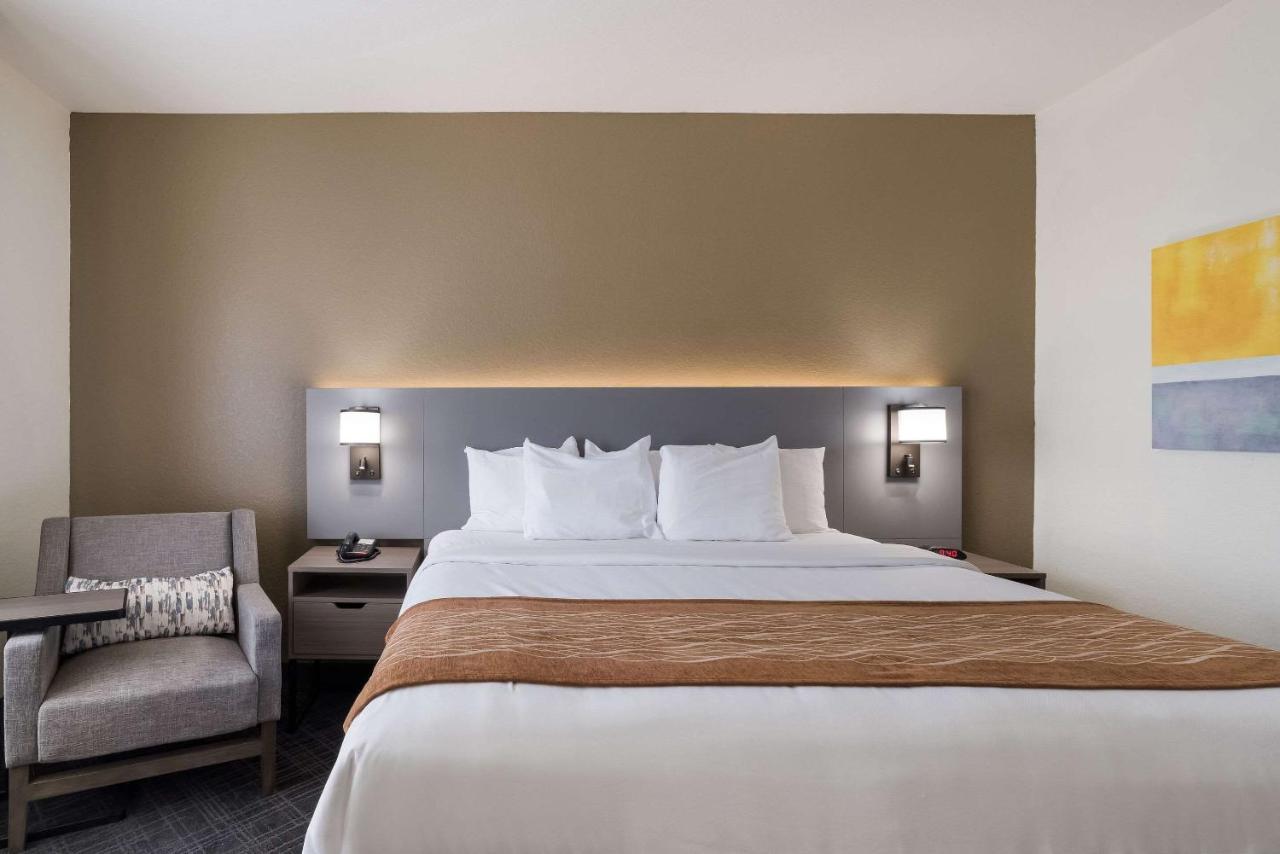 Comfort Inn & Suites Victoria North Zewnętrze zdjęcie