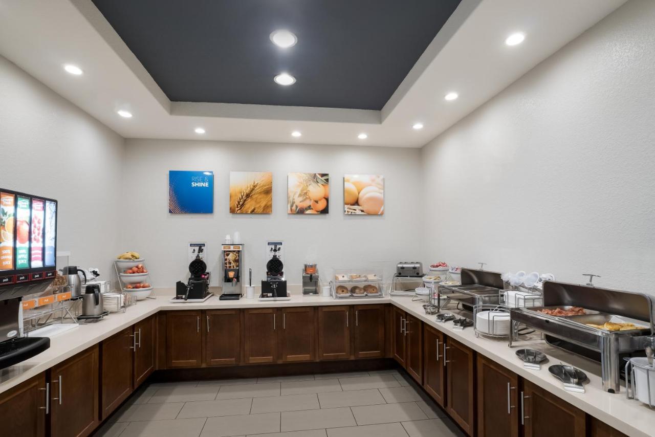 Comfort Inn & Suites Victoria North Zewnętrze zdjęcie